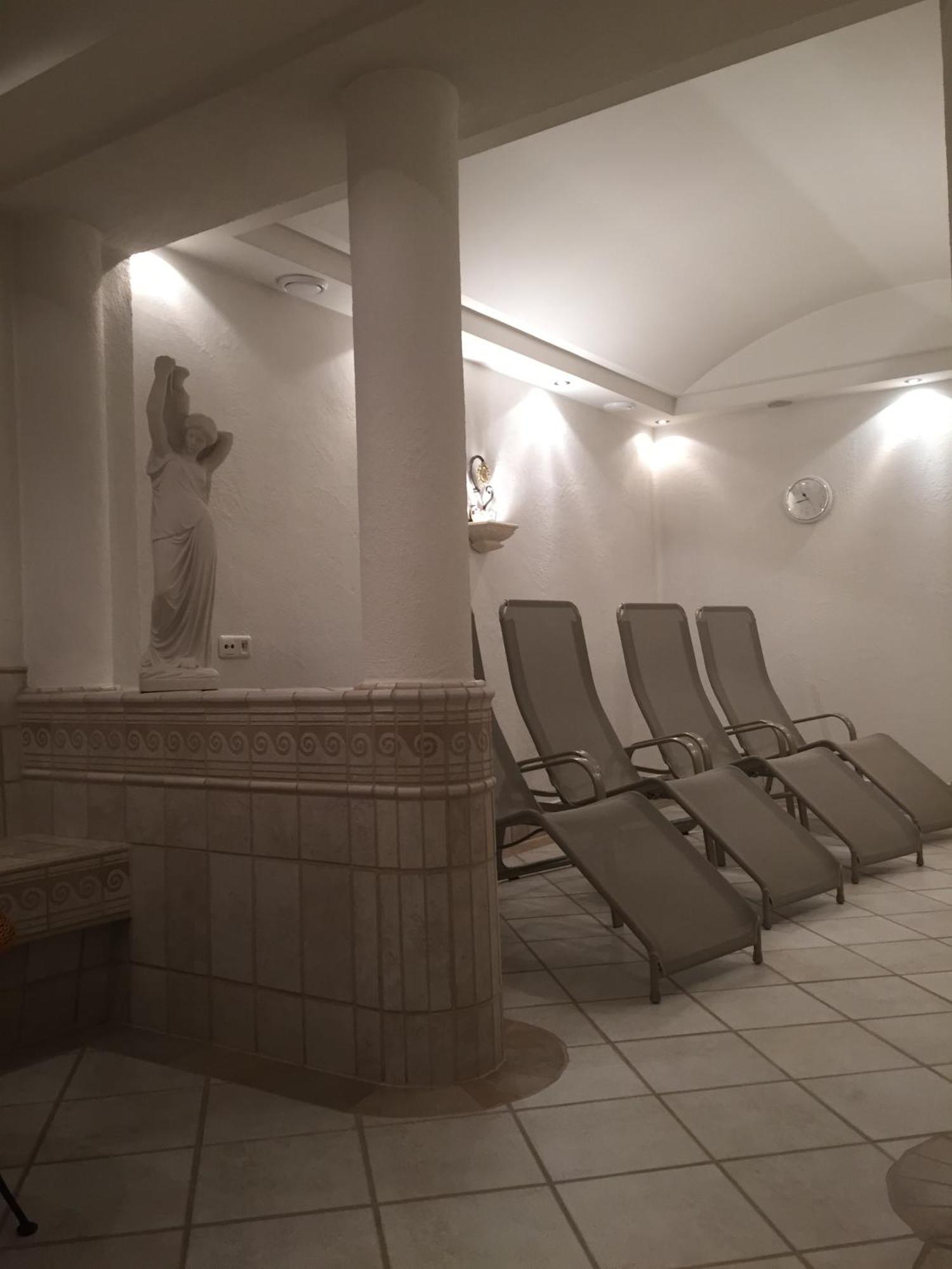 Hotel Angelika 圣安东阿尔贝格 外观 照片